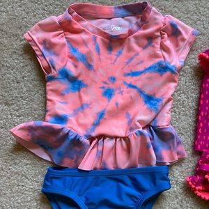 12M Cat & Jack Two Piece